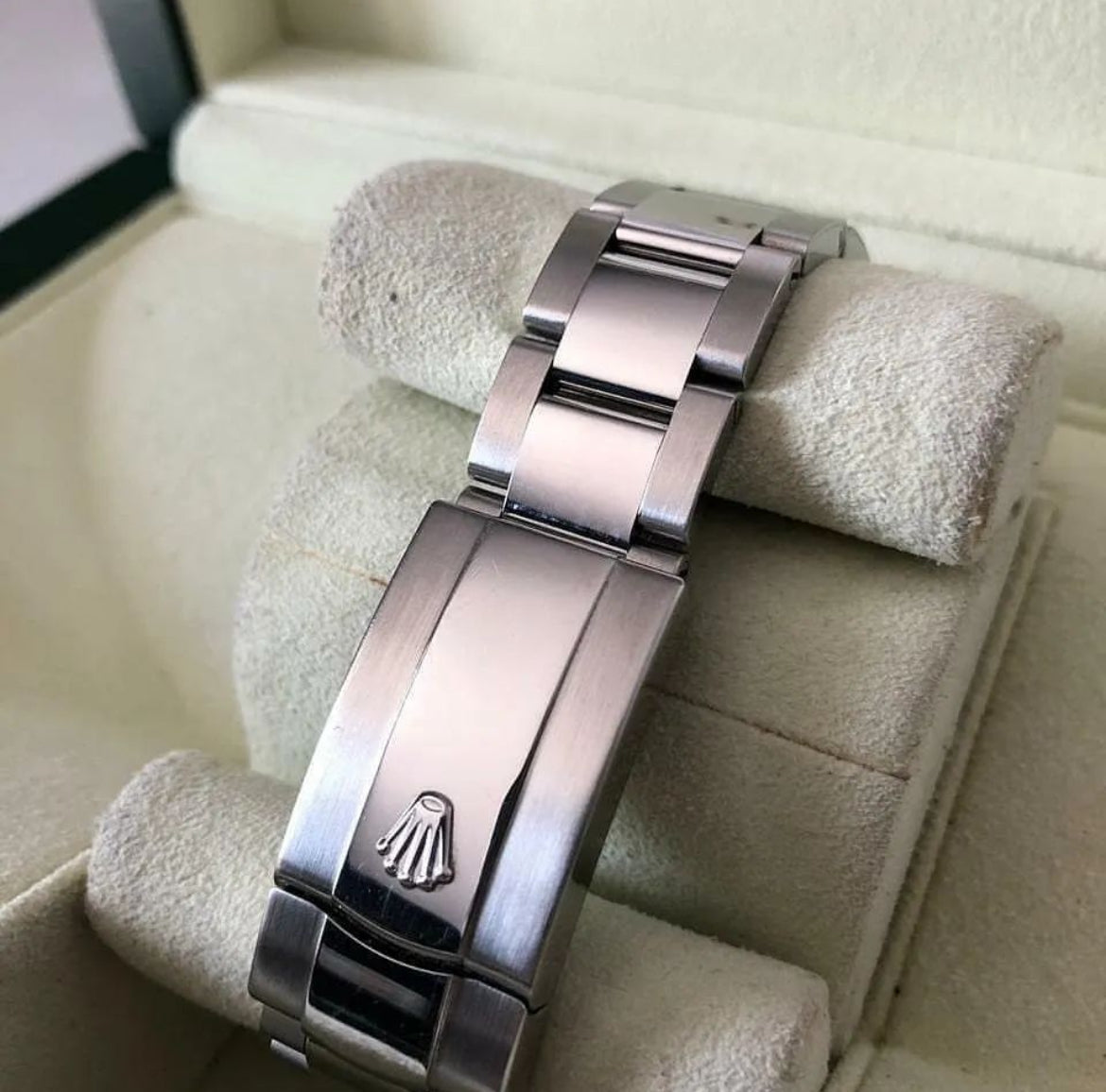 ROLEX MILGAUSS BLACK DIAL
